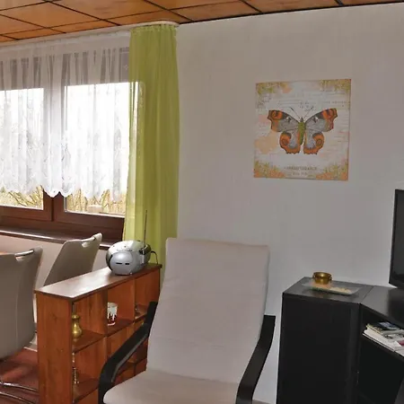 Gorgeous In Geratal With Kitchen *