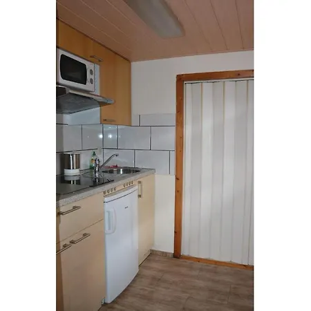 Gorgeous In Geratal With Kitchen Semesterbostad *