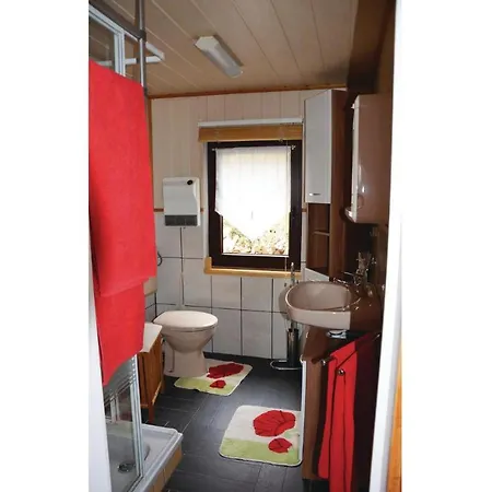 Gorgeous In Geratal With Kitchen Semesterbostad